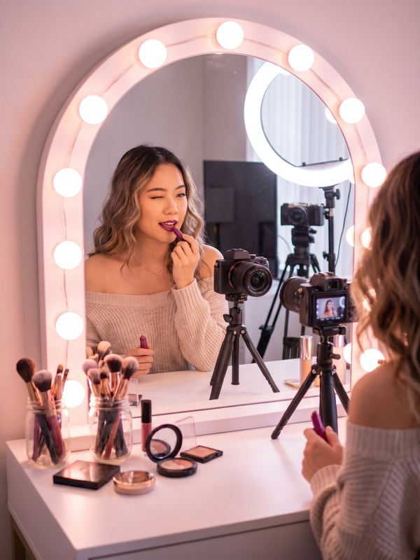 海角社区美妆视频演示